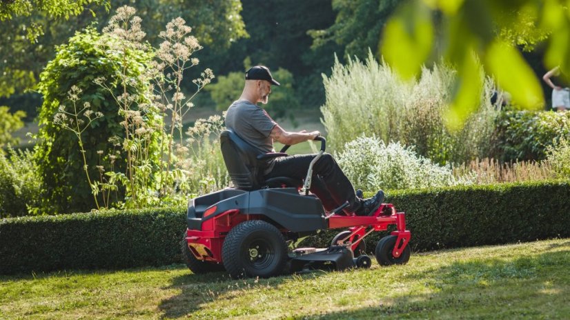 CRAMER 82ZT107 Crossover ZERO TURN profesionálny aku rider