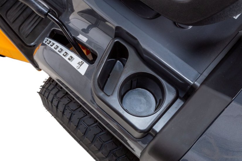 Cub Cadet LT1 R86 zahradní traktor