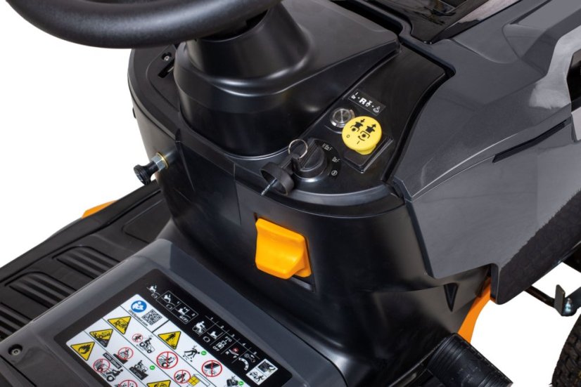 Cub Cadet LT3 S108 zahradní traktor