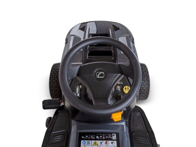 Cub Cadet LT1 S86 zahradní traktor