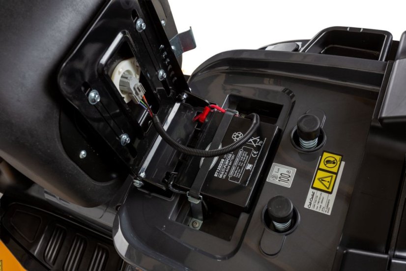 Cub Cadet LT3 R102 zahradní traktor
