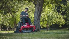 CRAMER 82ZT107 Crossover ZERO TURN profesionálny aku rider