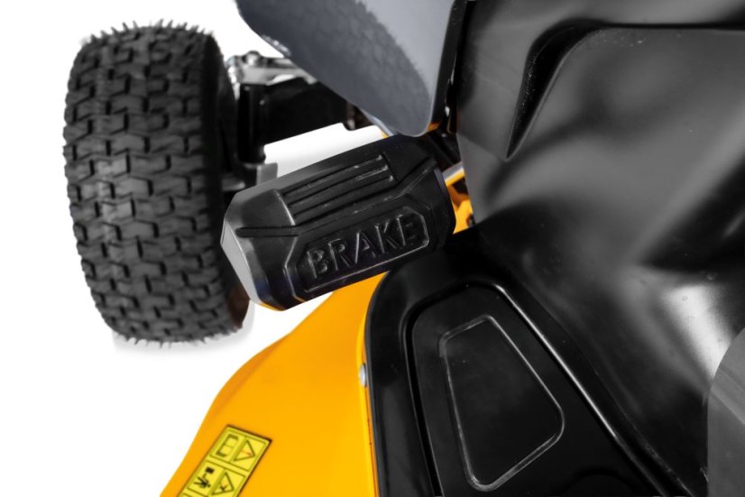 Cub Cadet LT3 R102 zahradní traktor