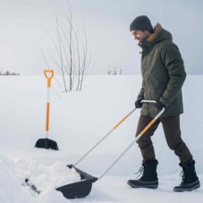 FISKARS SnowXpert shrnovač sněhu