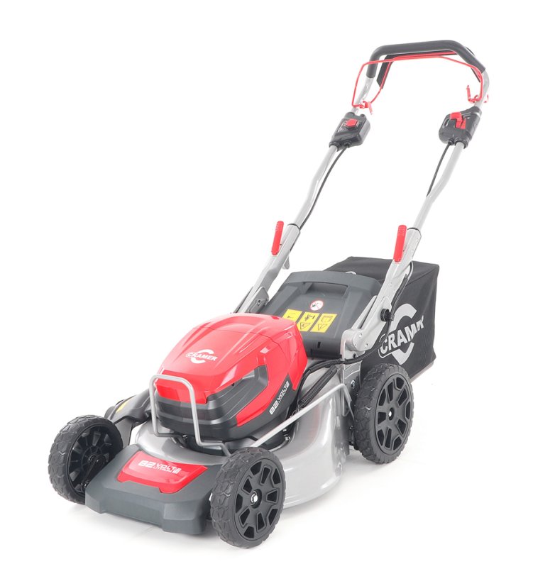 CRAMER 82LM46SX + KIT profesionální aku sekačka s pojezdem