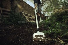 FISKARS Xact holandská motyčka