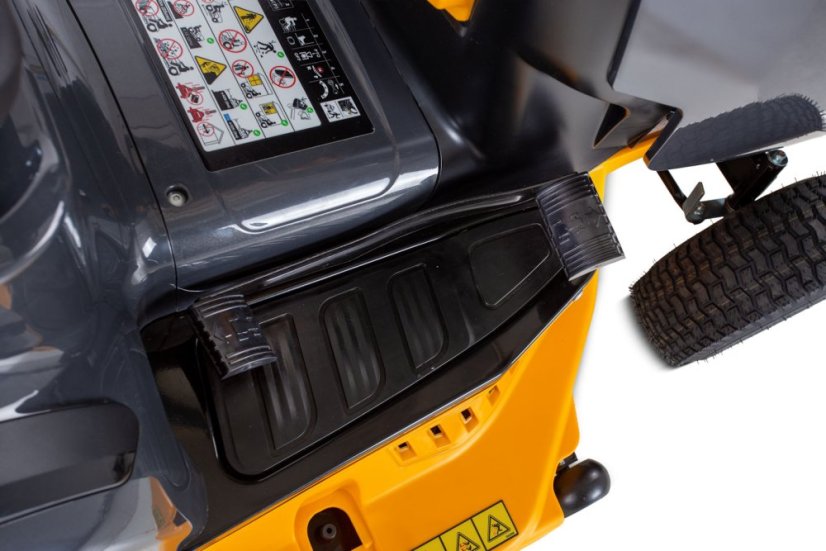 Cub Cadet LT3 R102 zahradní traktor