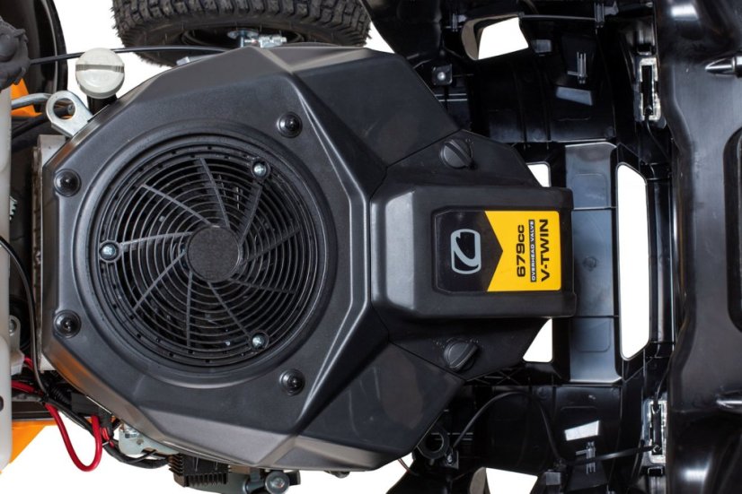 Cub Cadet LT3 S108 zahradní traktor